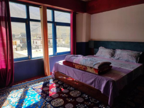 Nawang HomeStay